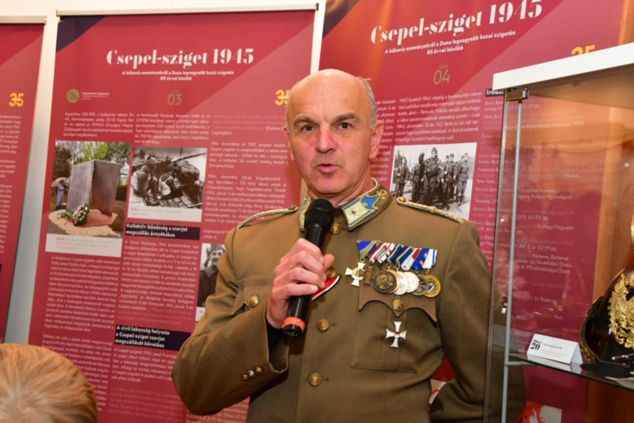 20 éves a Mikecz Bandérium kiállítás megnyitója - 14. kép