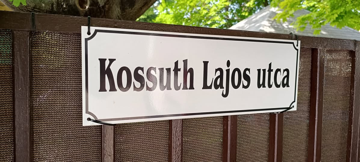 Tájékoztatás hiányzó utcanévtáblák bejelentéséről