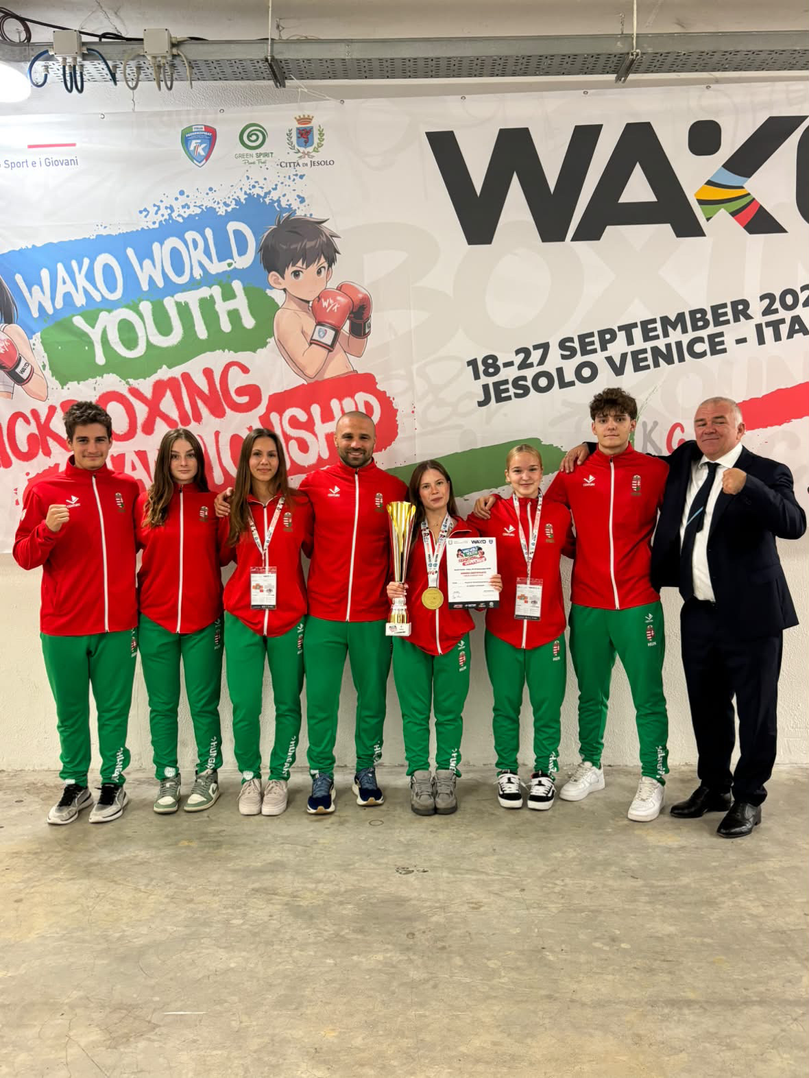 Világbajnok Dobondi Lilla, a Szigetszentmiklósi Kick-box Sportegyesület fiatal sportolója