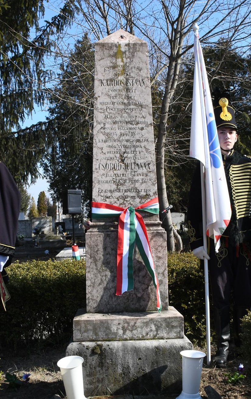 Önkormányzatunk felújítaná Kardos István és Komáromy Alajos 1848-as főhadnagyok síremlékeit.