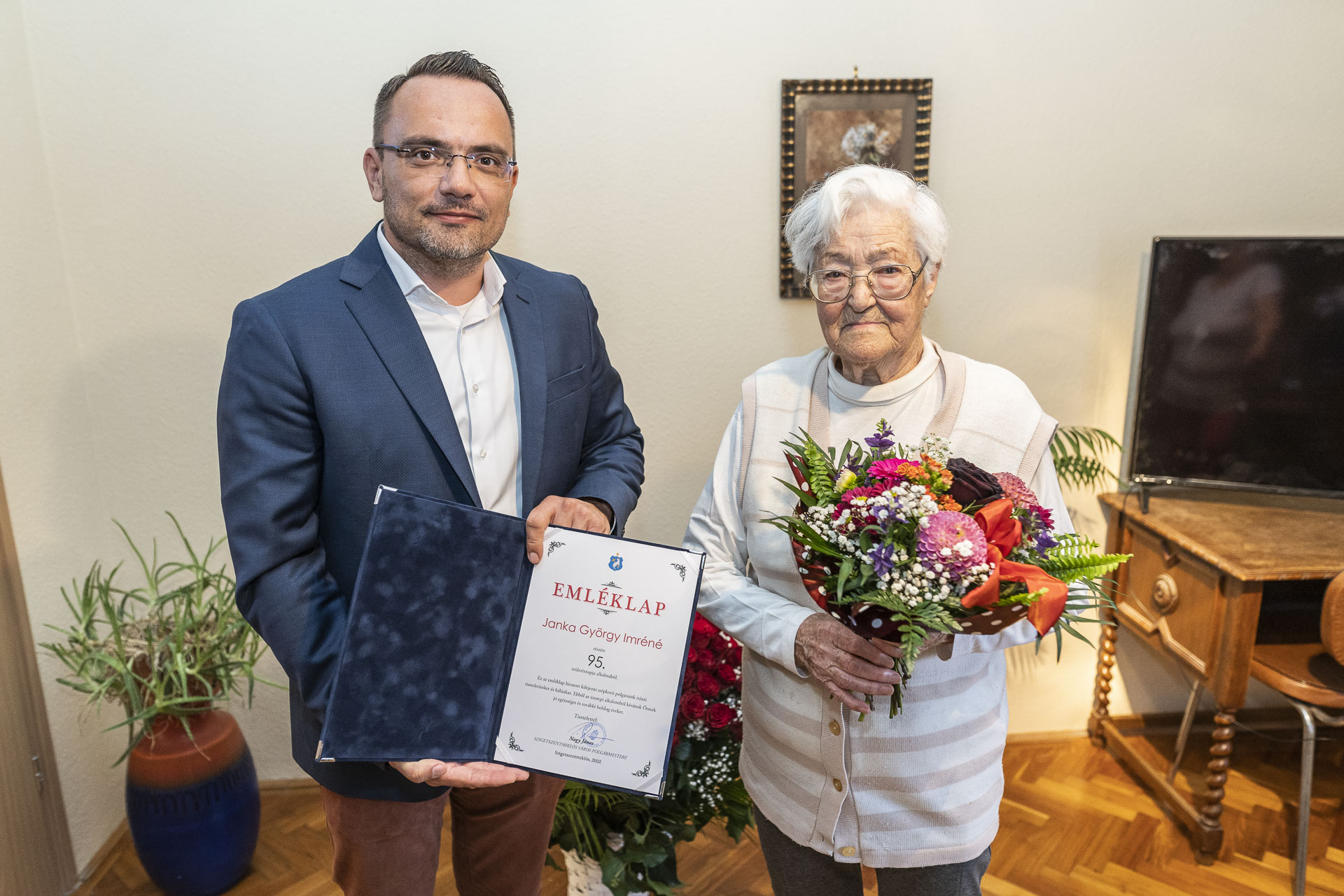 A 95 éves Janka György Imréné Kati nénit köszöntöttük